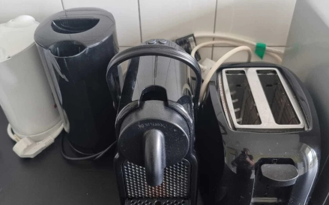 Full 3 Bedroom Flat With Internet and Balcony