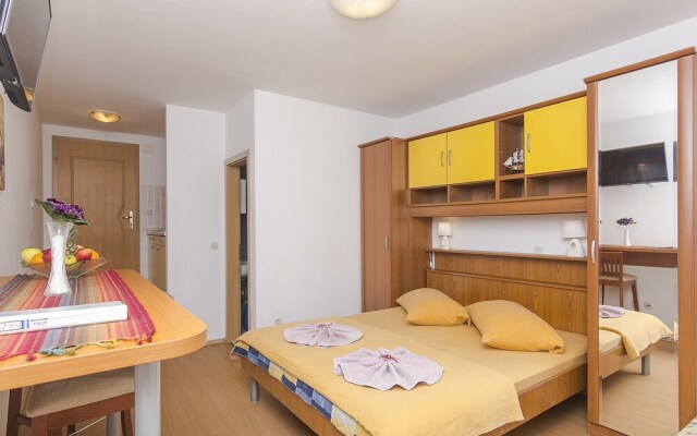 Sonja - 100 m From sea - SA3