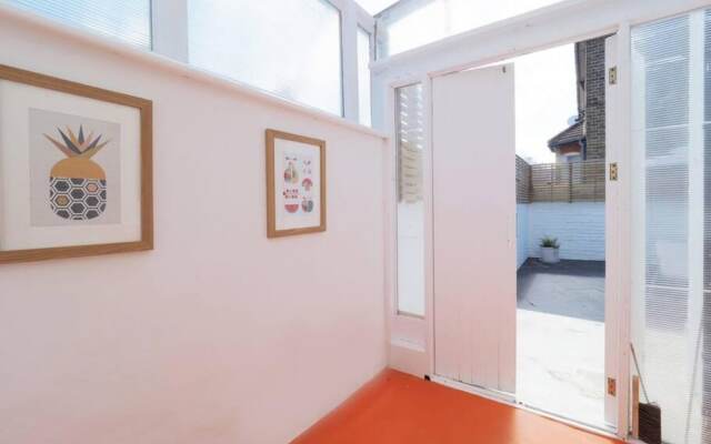 Host Stay Herbert Road