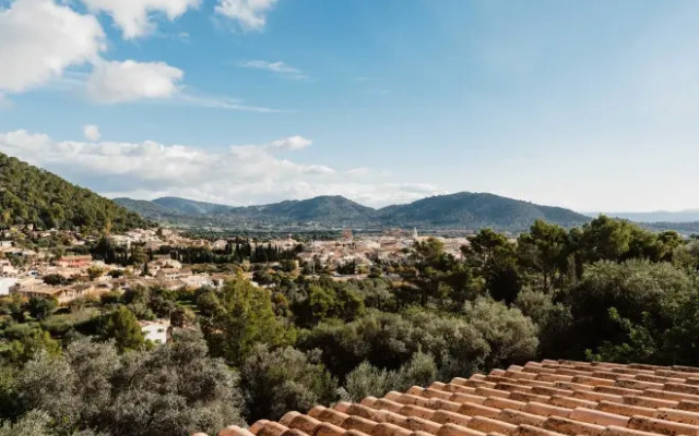 Villa Alaro