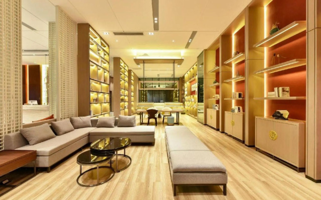 Atour Hotel（Beijing International Trade Red Scarf Bridge）