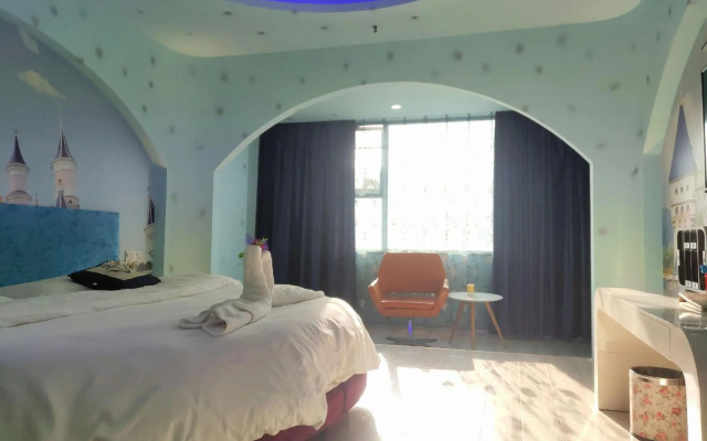 Qichun SET Chain Hotel (Dazhonghua Zongsheng Plaza)