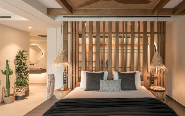 The Syntopia Hotel
