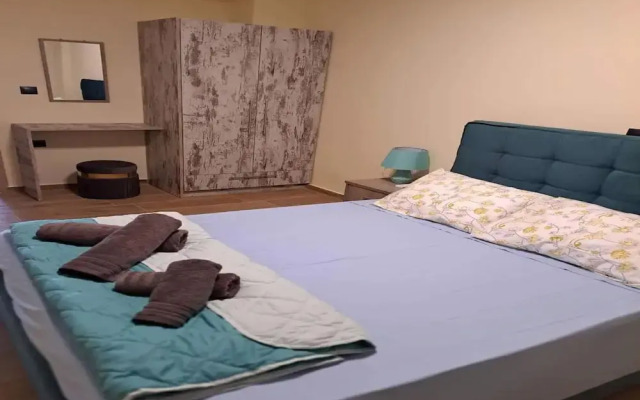 Maritinas Stone Apartment On The Beach