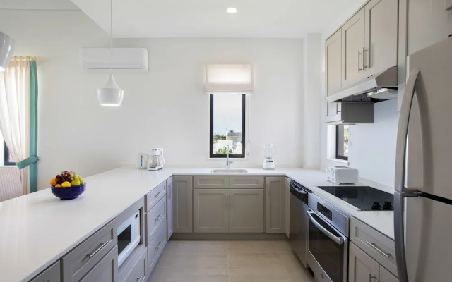Villas & Suites at Beach View