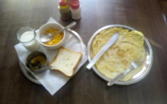 Hotel Raj Bed & Breakfast