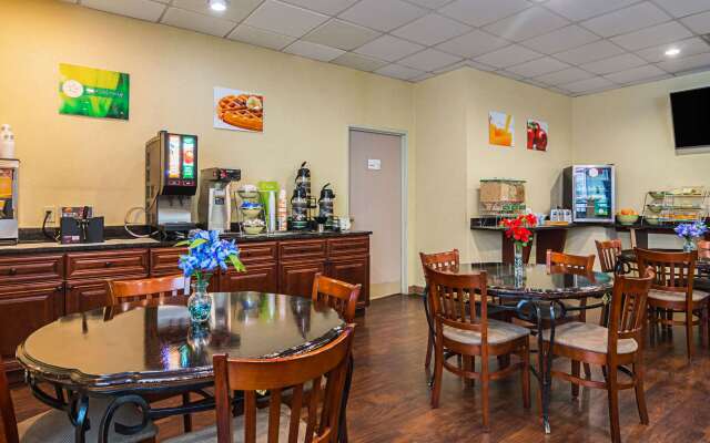 Quality Suites Atlanta Airport East