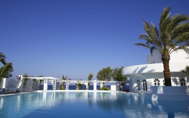 Thalassa Seaside Resort & Suites