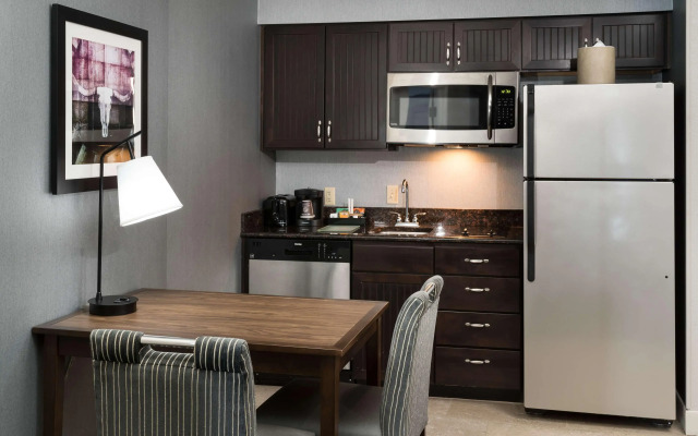 Homewood Suites by Hilton Austin Arboretum