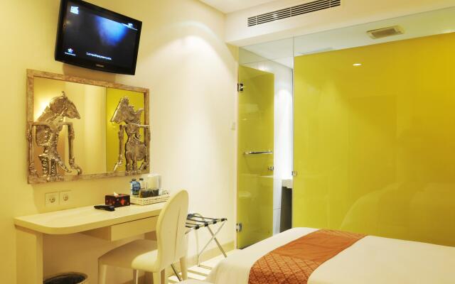 Pyrenees Jogja Hotel