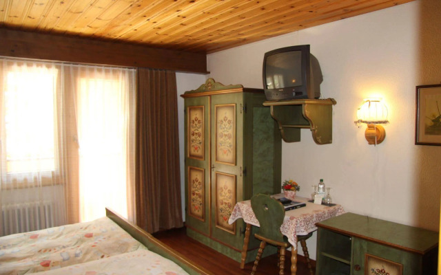 Typically Swiss Hotel Täscherhof