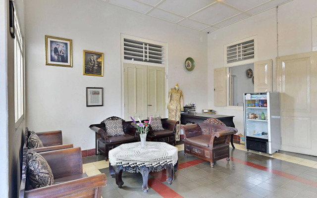 ZEN Rooms Panembahan Kraton
