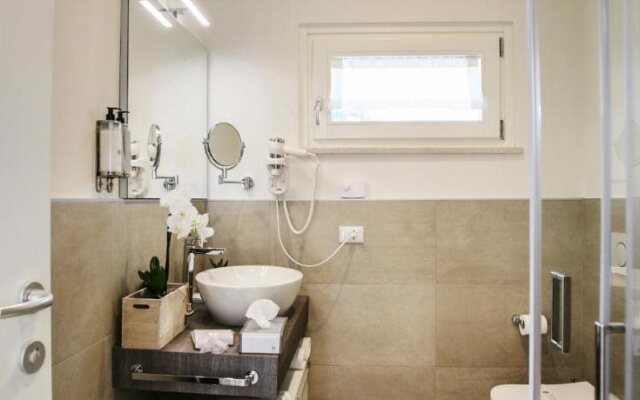 Riviera Carducci Rooms