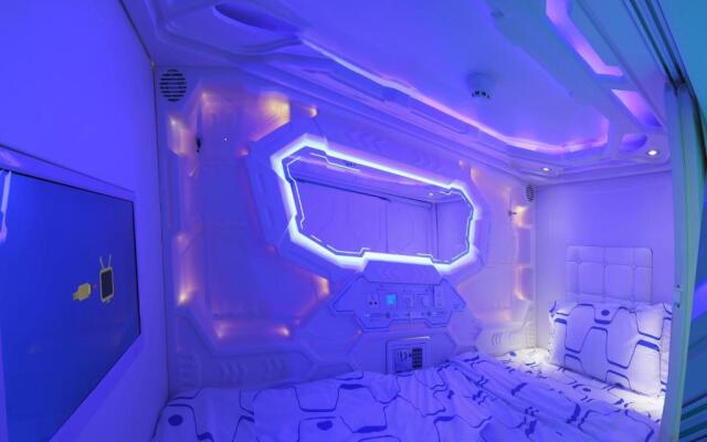 Top Garden Hotel