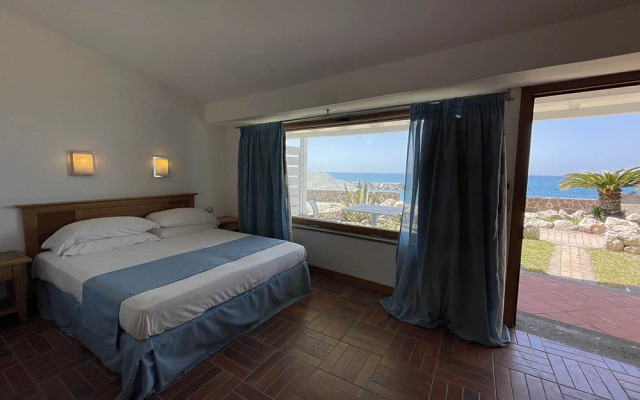 Le Mandrelle Beach Resort