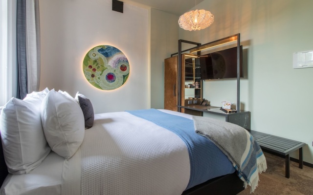 Clarence Hotel – Guest Rooms – Tauranga
