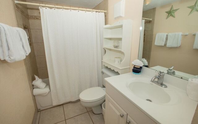 Shoreline Towers 2074 2 Bedroom Condo by RedAwning