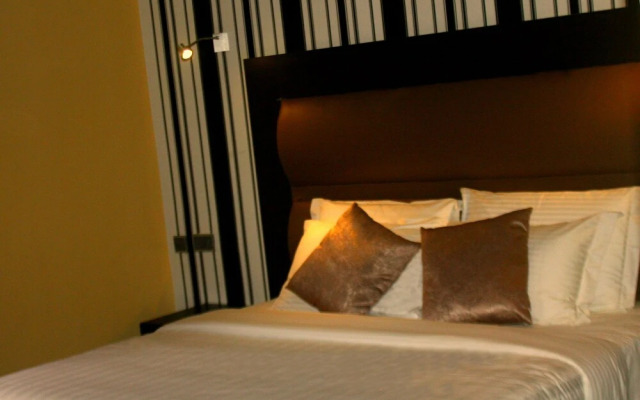 Mardezok Hotel