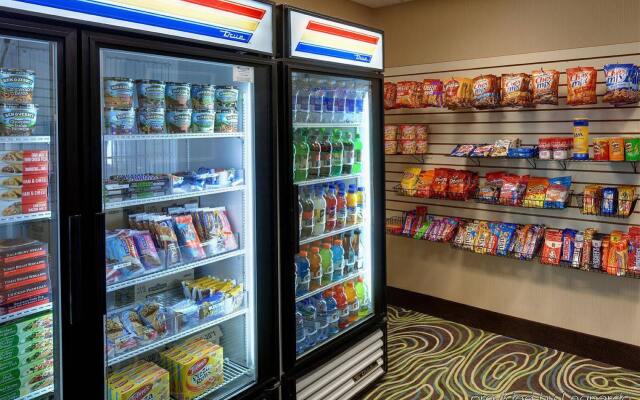 Holiday Inn Express Hotel & Suites Saginaw by IHG