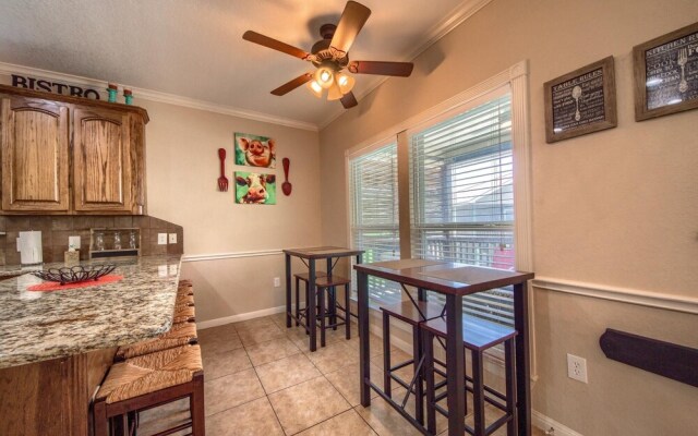 Heaven at House 11 Rr944011