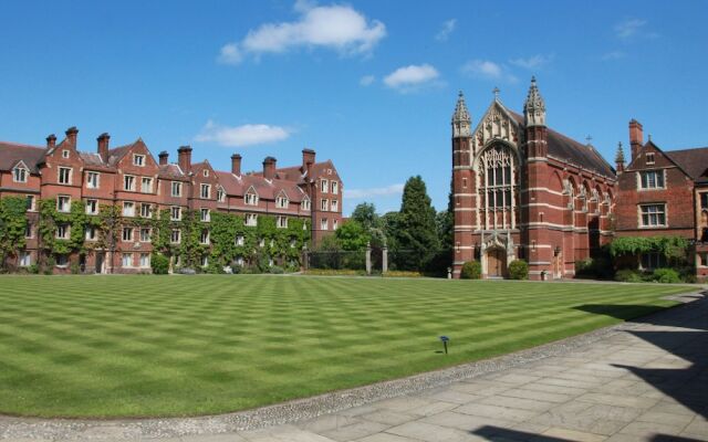 Selwyn College