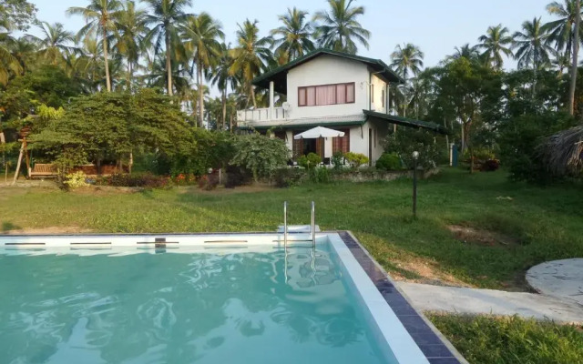 CoCoWorld Bungalow