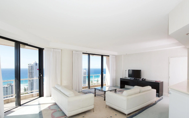 Crowne Plaza Surfers Paradise by IHG