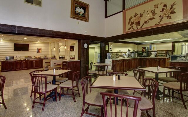 Best Western Riverside Inn