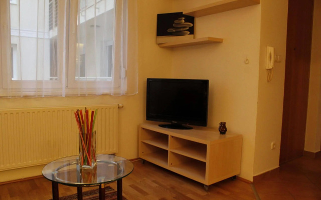 Broadway Hostel