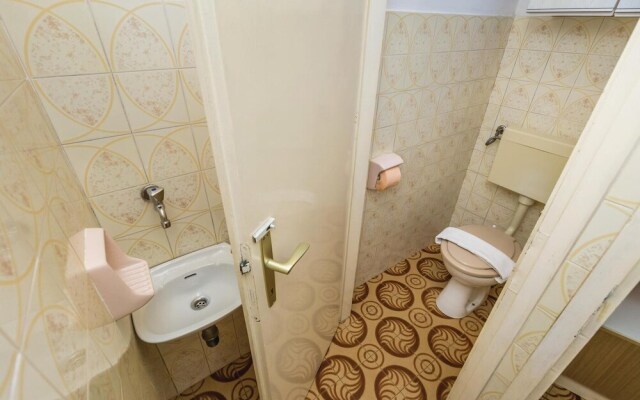 Beautiful Home in Lovran With Wifi and 3 Bedrooms