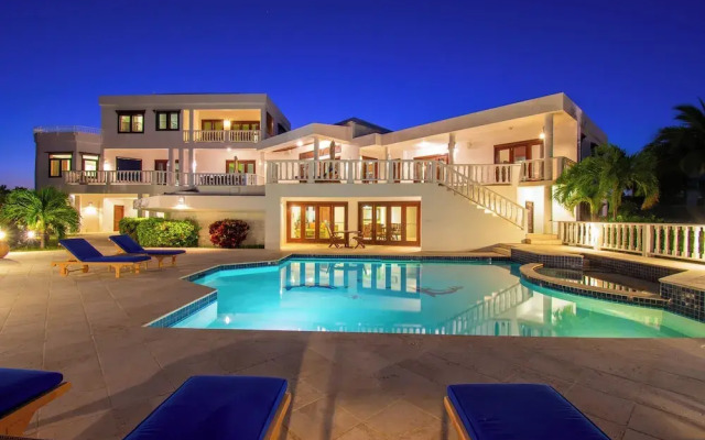 Sheriva Luxury Villas and Suites