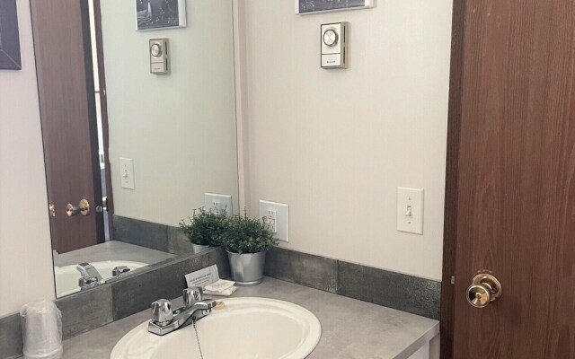 Christina Lake Motel and RV Park