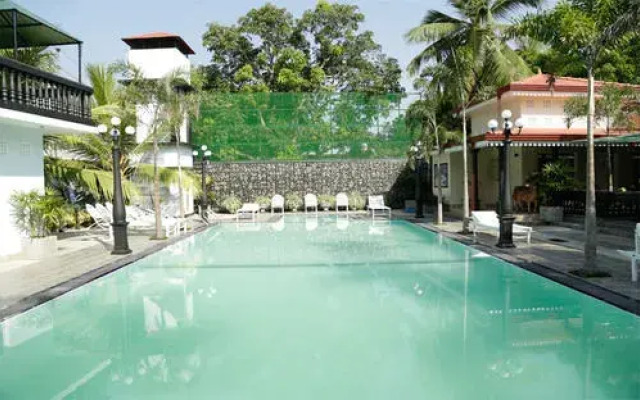 Capital O 229 Jkab Park Hotel