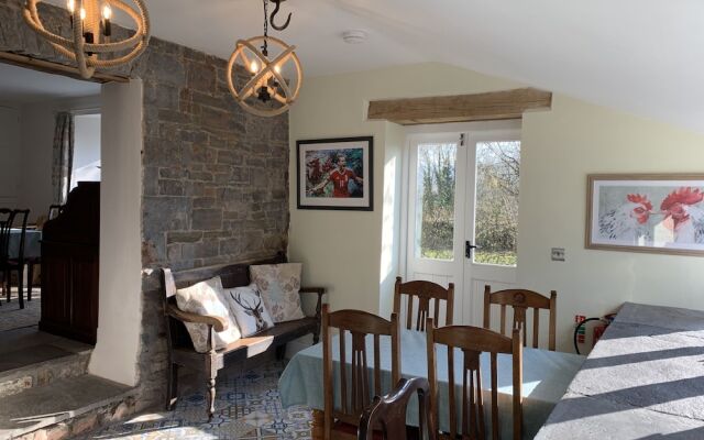 Pontyclerc Farm House B&B