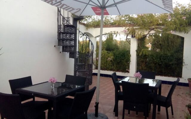 Hotel Vega De Cazalla