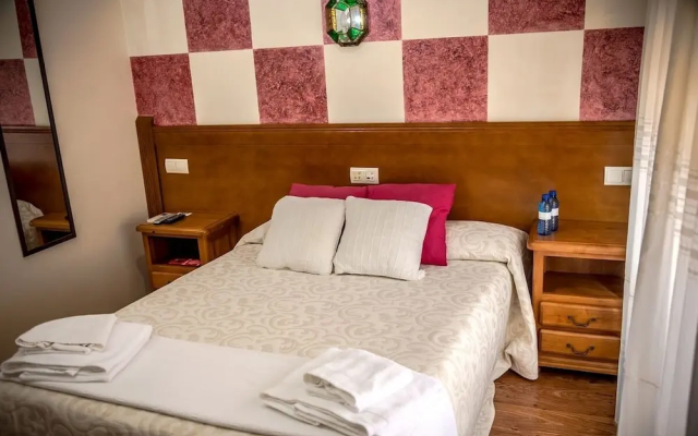 Hostal Tic-Tac