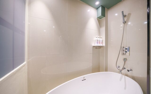 Shinchon Wol Hotel