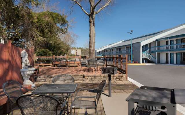 Baymont by Wyndham Wilmington