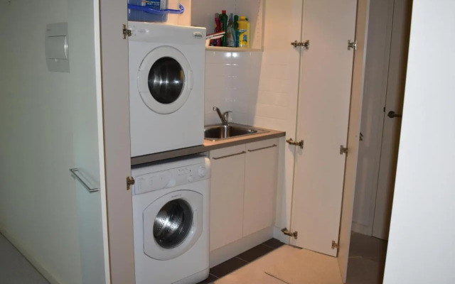 Breakwater Apartment