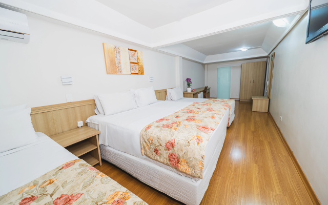 Hotel Golden Park Curitiba by Nacional Inn
