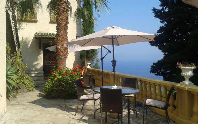Villa Azur