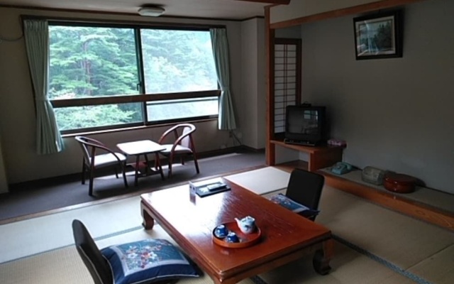 Komagane Onsen Hotel – Guest Rooms – Komagane