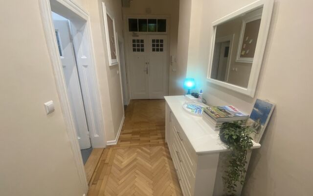 FG Boutique Hostel
