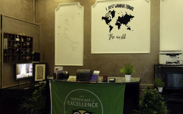The Australian Hostel