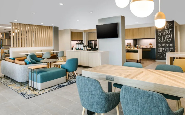 Towneplace Suites By Marriott Oconomowoc