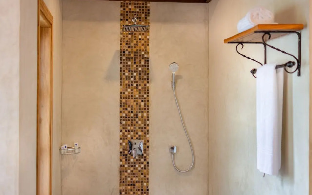 Chimpundu Lodge