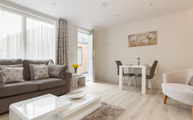 Citystay - Midsummer Mews