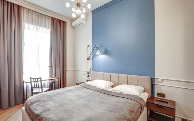 Апартаменты на Большой Конюшенной