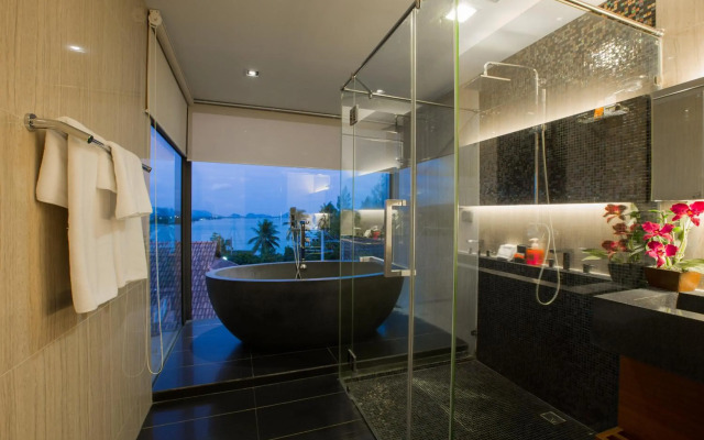 AQUA Villas Rawai