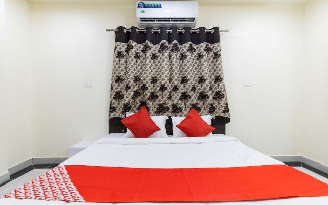 Oyo 39426 Hotel Lotus